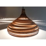 sufitowa-lampa-wiszaca-z-tektury-cone-l-lampa-ekologiczna-sooa3.jpg