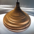 sufitowa-lampa-wiszaca-z-tektury-cone-l-lampa-ekologiczna-sooa5.jpg