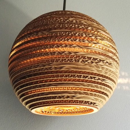 sufitowa-lampa-wiszaca-z-tektury-sfera-25-lampa-ekologiczna-sooa1.jpg