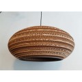 sufitowa-owalna-lampa-wiszaca-z-tektury-stone-45-lampa-ekologiczna-sooa.jpg