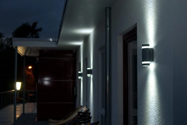 lampa focus-2.jpg