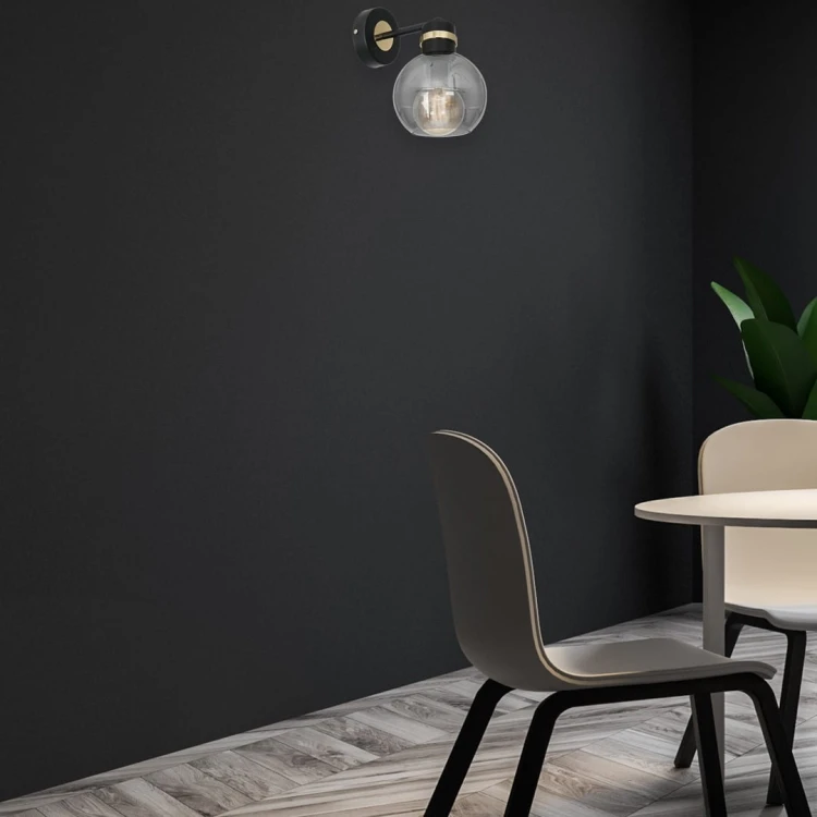 lampa omega-4.jpg