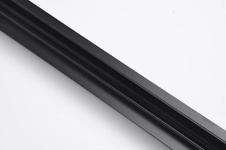 szyna-1-fazowa-magnetyczna-track-magnetic-52-gips-4.jpg