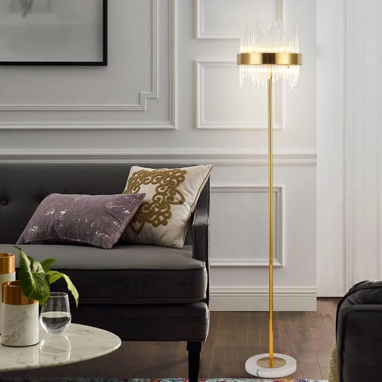 Lampa-stojaca-zlota-z-krysztalami-Royal-Crystal-22593-3.jpg