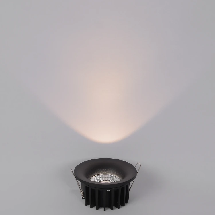 Oczko-podtynkowe-Cirro-1xLED-czarne-RL0104-CCT-BK-yaskr.webp