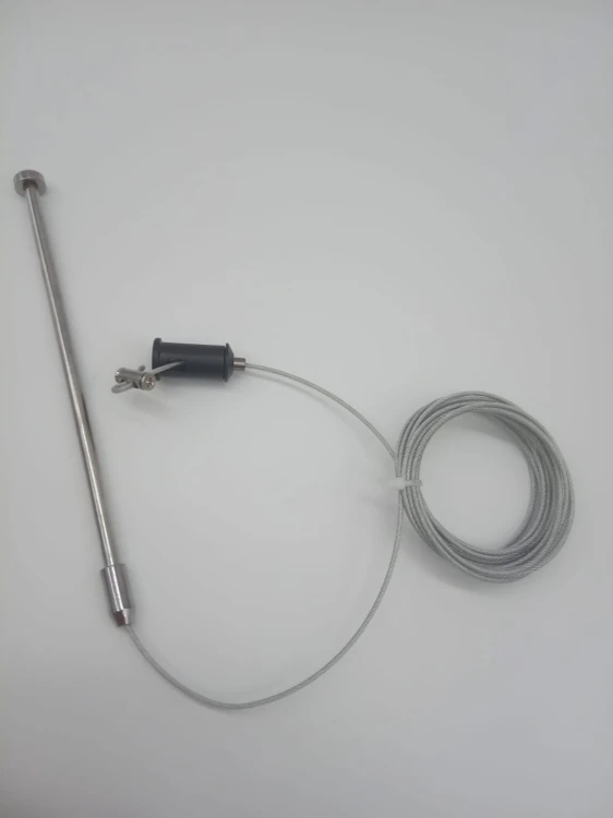 pol_pl_Lampa-wiszaca-ARCTIC-100-cm-LED-czarna-z-krysztalami-479_12.jpg