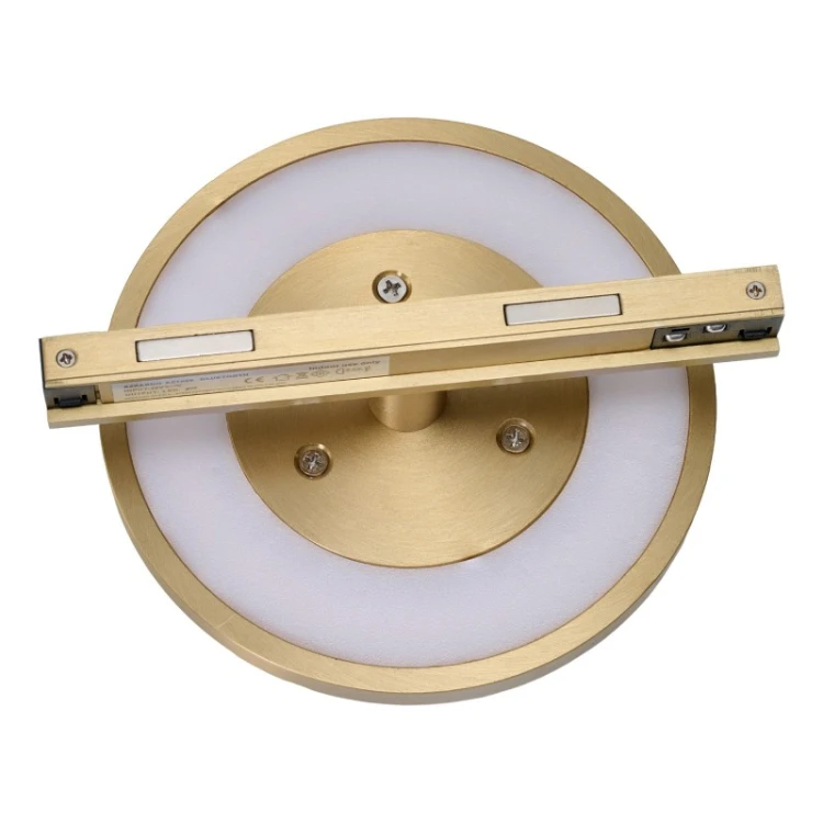 sigma-cora-track-magnetic-8w-cct-dali-gold (4).jpg