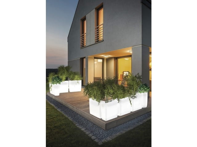 FLOWERPOT.jpg